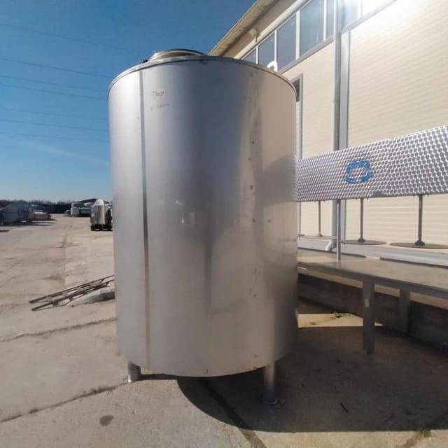 Емкость новая 3300л с подогревающей лентой 9 кВт