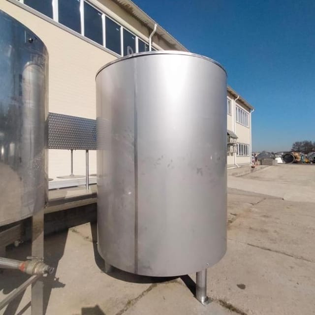 Емкость новая 3300л с подогревающей лентой 9 кВт