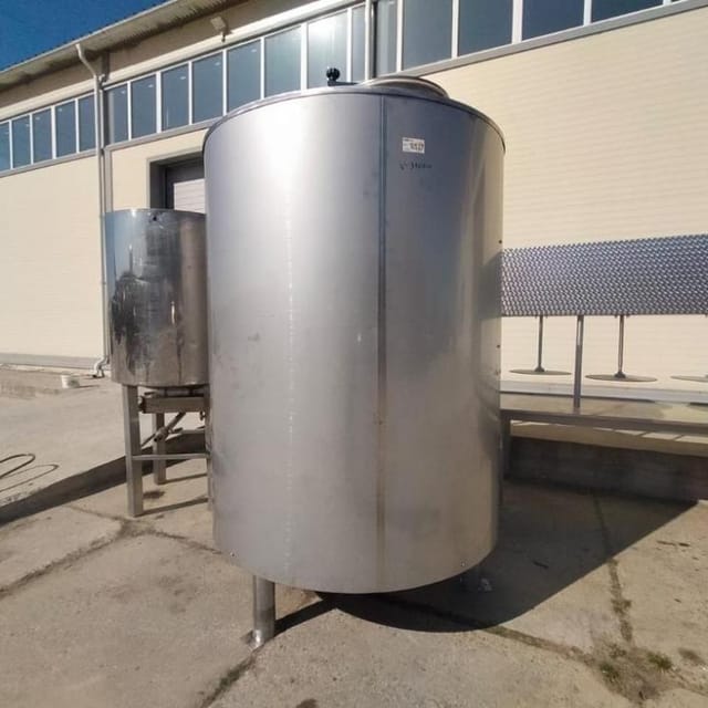 Емкость новая 3300л с подогревающей лентой 9 кВт