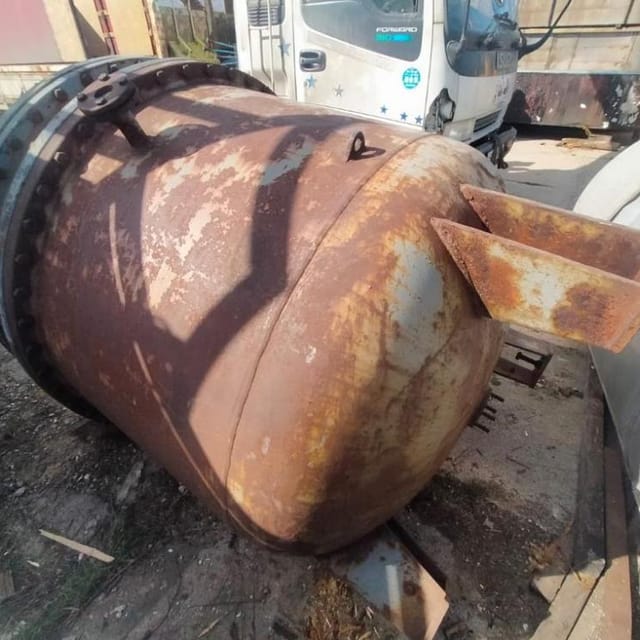 Реактор эмаль 1,3м3 инв.10518