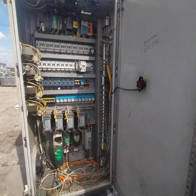 Автоматический выдув ПЭТ-бутылок TFA 4000 (Terеkas, Литва)  инв.10537