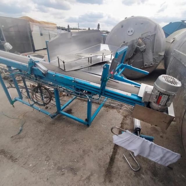 Автоматический выдув ПЭТ-бутылок TFA 4000 (Terеkas, Литва)  инв.10537