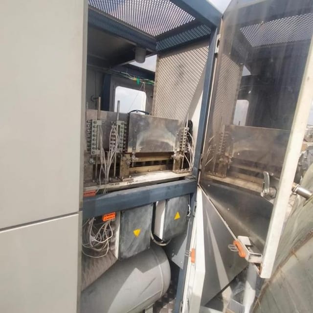 Автоматический выдув ПЭТ-бутылок TFA 4000 (Terеkas, Литва)  инв.10537