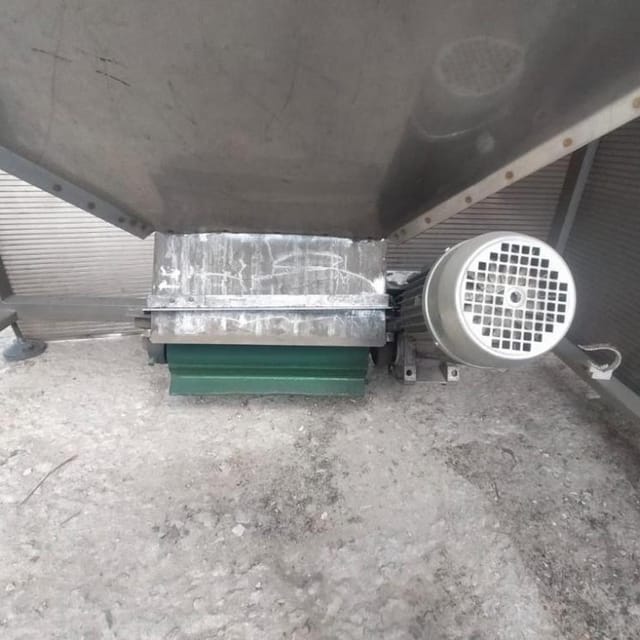 Автоматический выдув ПЭТ-бутылок TFA 4000 (Terеkas, Литва)  инв.10537