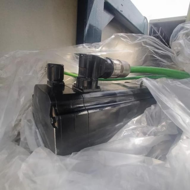 Автоматический выдув ПЭТ-бутылок TFA 4000 (Terеkas, Литва)  инв.10537