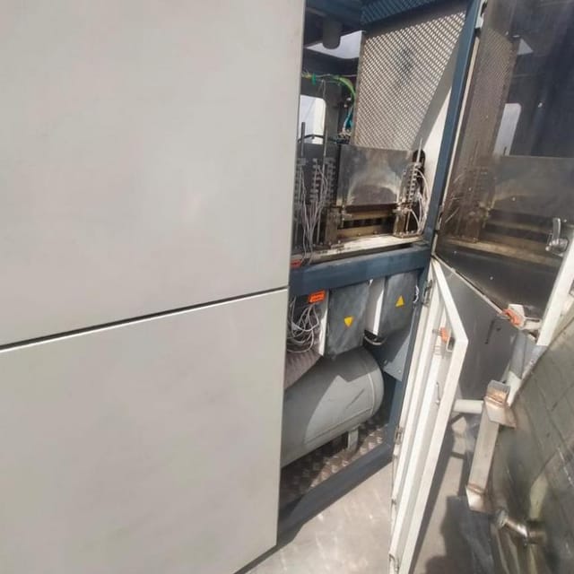 Автоматический выдув ПЭТ-бутылок TFA 4000 (Terеkas, Литва)  инв.10537