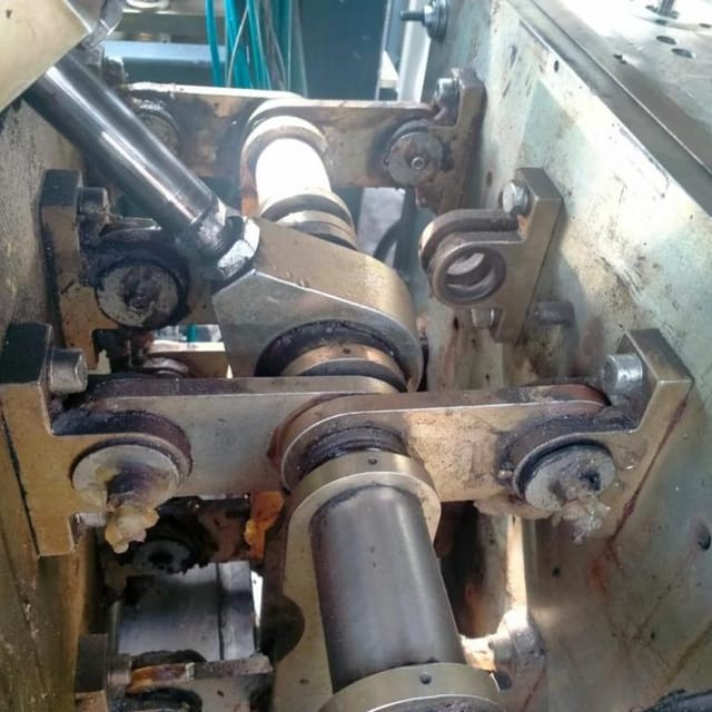 Автоматический выдув ПЭТ-бутылок TFA 4000 (Terеkas, Литва)  инв.10537