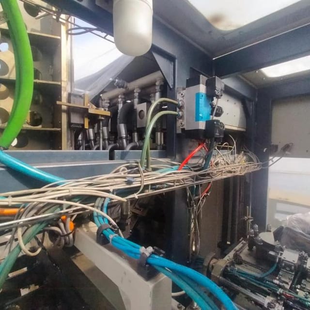 Автоматический выдув ПЭТ-бутылок TFA 4000 (Terеkas, Литва)  инв.10537