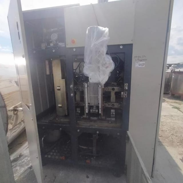 Автоматический выдув ПЭТ-бутылок TFA 4000 (Terеkas, Литва)  инв.10537