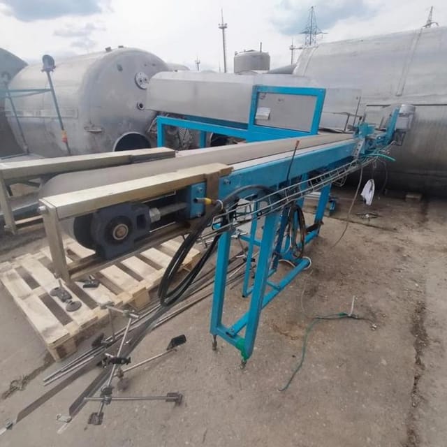 Автоматический выдув ПЭТ-бутылок TFA 4000 (Terеkas, Литва)  инв.10537