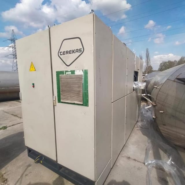 Автоматический выдув ПЭТ-бутылок TFA 4000 (Terеkas, Литва)  инв.10537