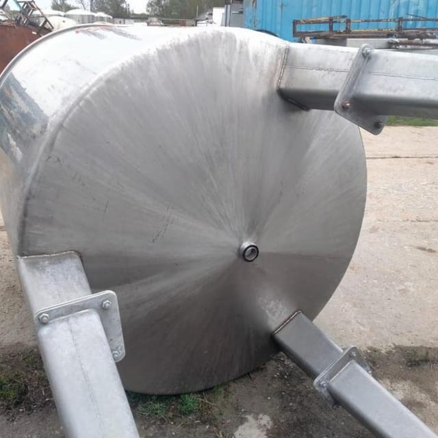 Емкость одностенная 1500 литров инв.10927