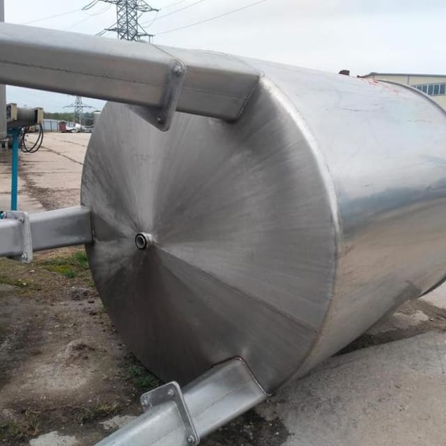 Емкость одностенная 1500 литров инв.10927