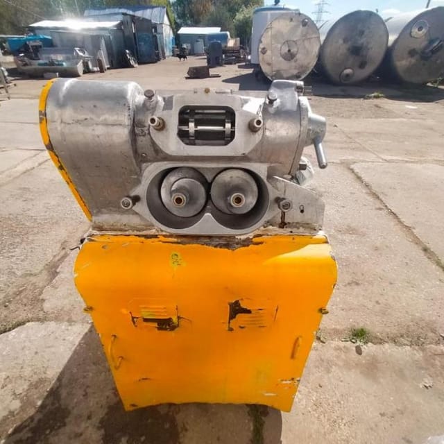 Гомогенизатор масла М6-ОГА инв.10474