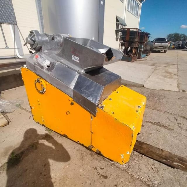 Гомогенизатор масла М6-ОГА инв.10474