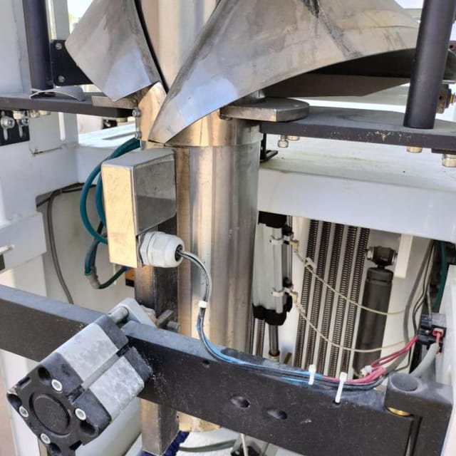 Фасовщик ТФ 2-ПИТПАК 00-0 труба 120мм. Таурас Феникс инв.9761