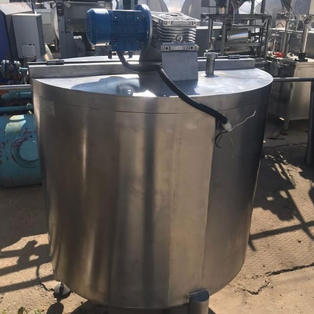 Емкость 600л одностенка с мешалкой инв.10470