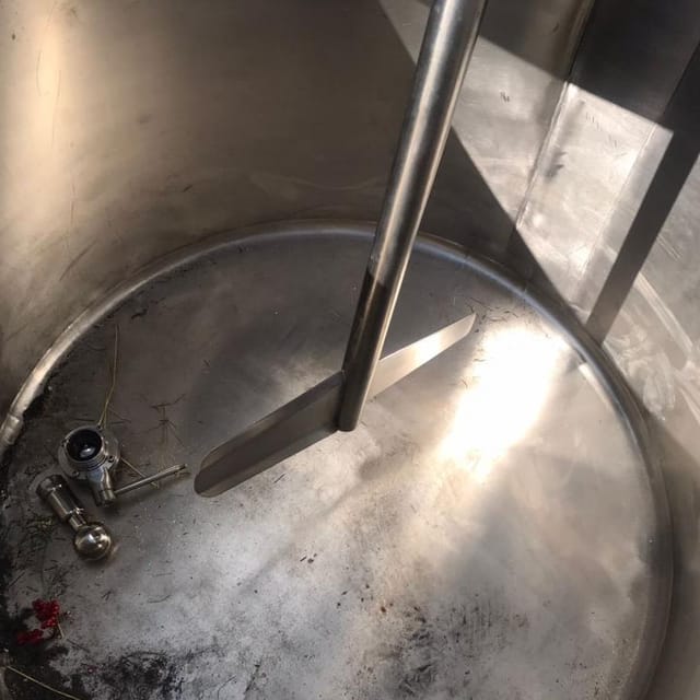 Емкость 600л одностенка с мешалкой инв.10470