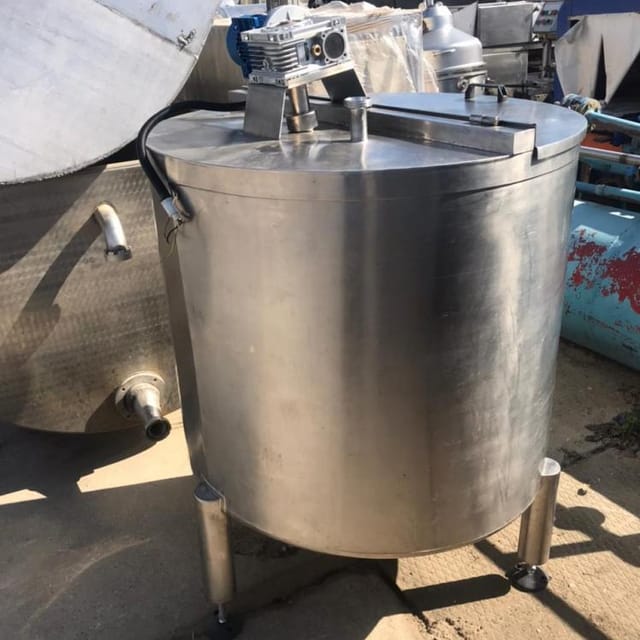 Емкость 600л одностенка с мешалкой инв.10470
