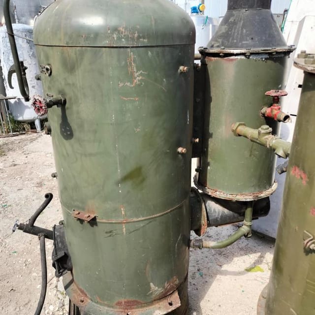 Парогенератор паровой РИ 5 М 200кг пара в час инв.4370