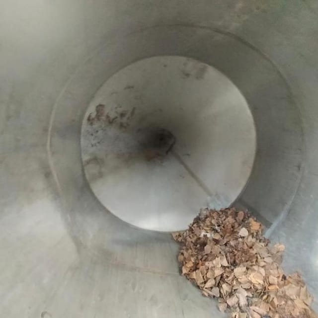 Емкость 1м3 с конусом одностенная инв.10479