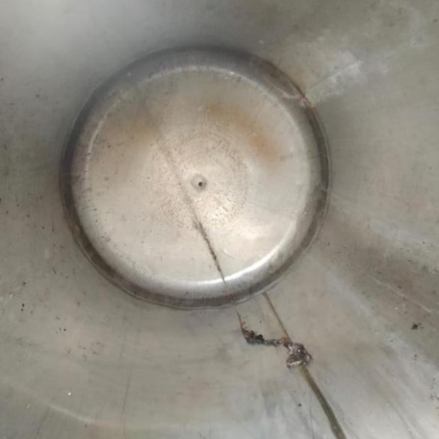 Емкость 1м3 с конусом одностенная инв.10479