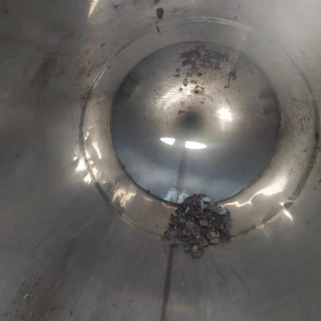 Емкость 1м3 с конусом одностенная инв.10479