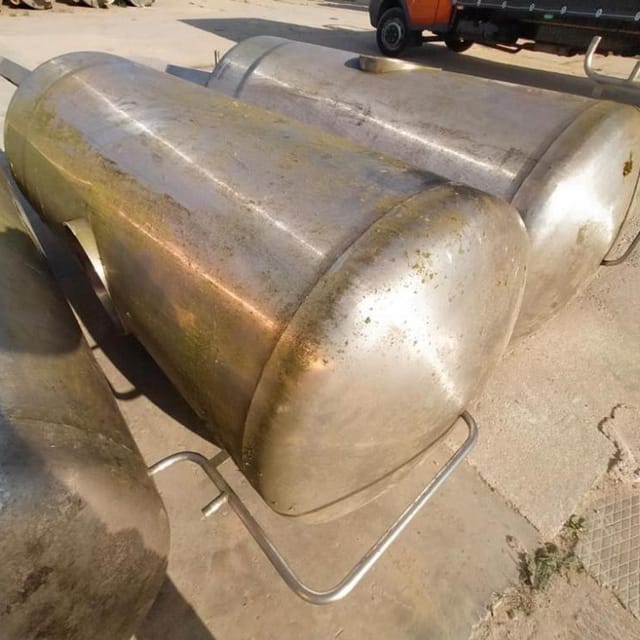 Емкость 1м3 с конусом одностенная инв.10479