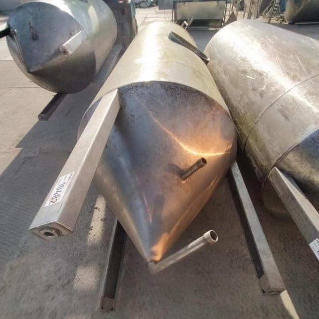 Емкость 1м3 с конусом одностенная инв.10479