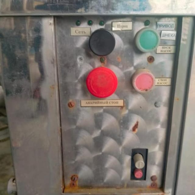 Шприц вакуумный ШВ-1М (2-х шнековый) инв.10463