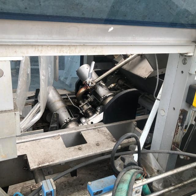 Автомат упаковки в картонный короб Tetra Cardboard Packer 70 инв.9747