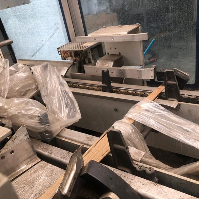 Автомат упаковки в картонный короб Tetra Cardboard Packer 70 инв.9747