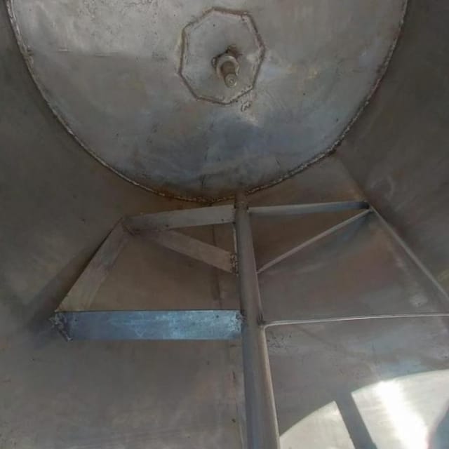 Емкость с рубашкой, мешалкой 700л инв.10448