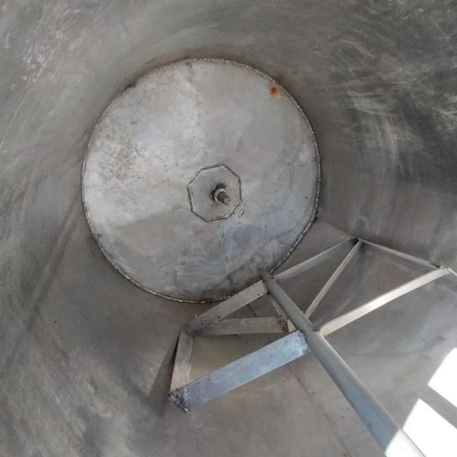 Емкость с рубашкой, мешалкой 700л инв.10448