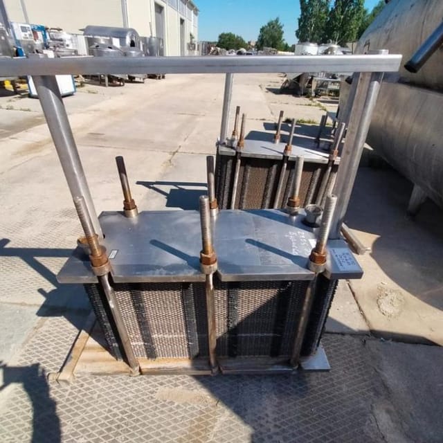 Теплообменник пластинчатый 10т инв.10422