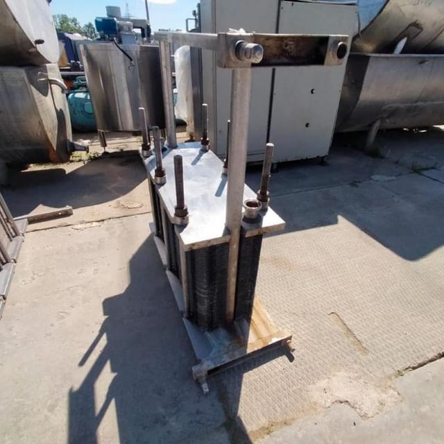 Теплообменник пластинчатый 10т инв.10422