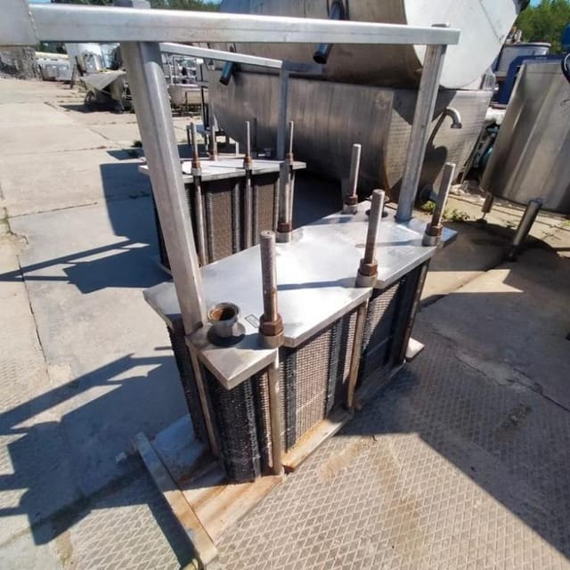 Теплообменник пластинчатый 10т инв.10422