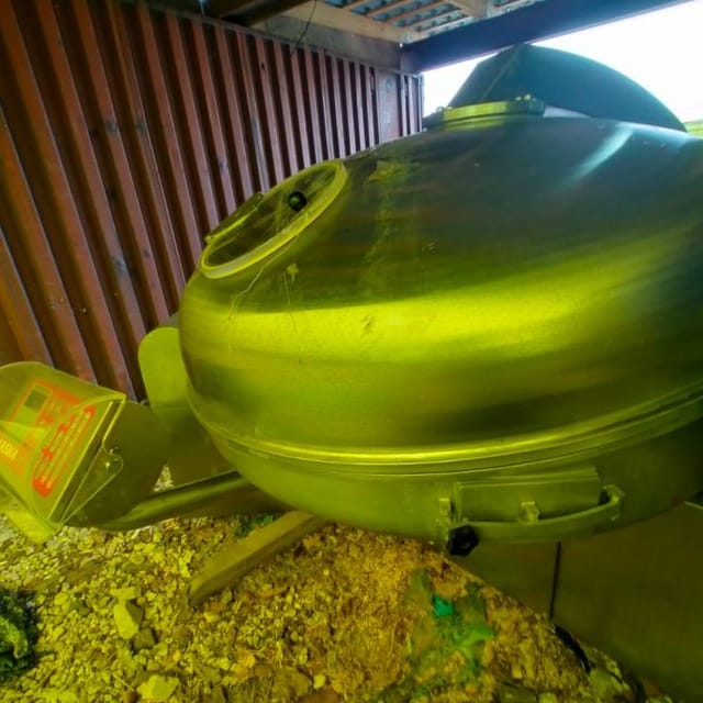 Куттер LASKA KU-330