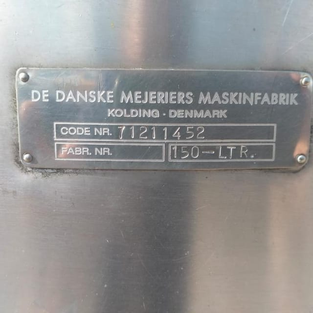 Емкость одностенка 150л на ножках инв.12861