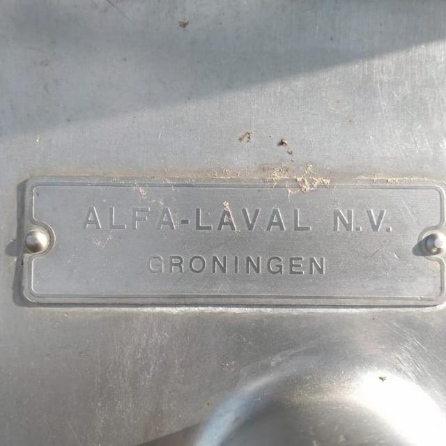 Сепаратор сливкоотделитель Alfa-Laval 12т. инв.12858