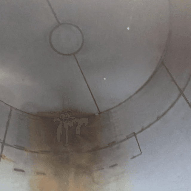 Емкость объем 10 куб.м. горизонтального исполнения.