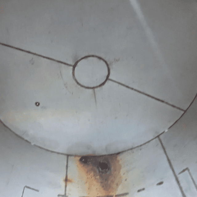 Емкость объем 10 куб.м. горизонтального исполнения.