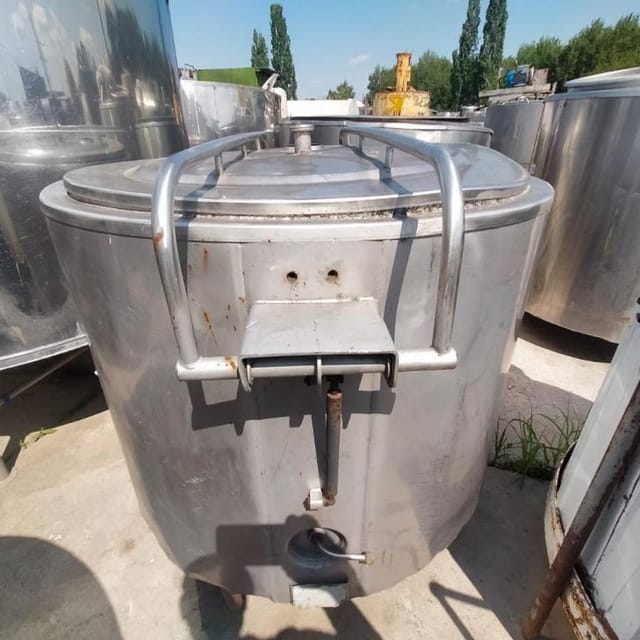 Емкость 500л с рубашкой, мешалкой инв.12870