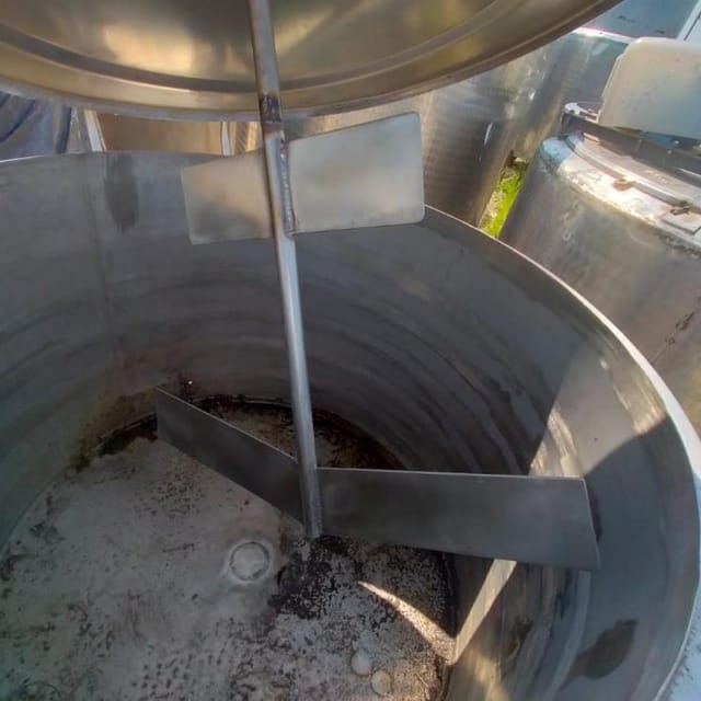 Емкость 350л с рубашкой инв.12869