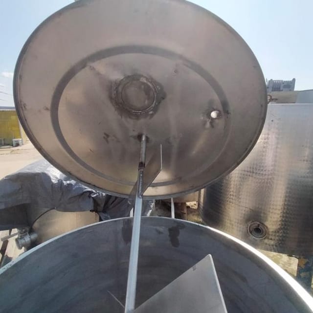 Емкость 350л с рубашкой инв.12869