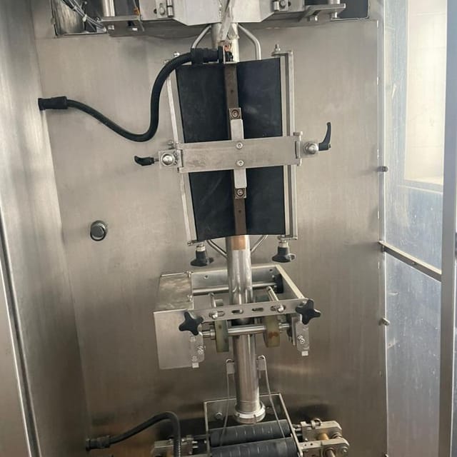 Фасовочный аппарат молока в мягкую плёнку АДНВ 39П инв.9579