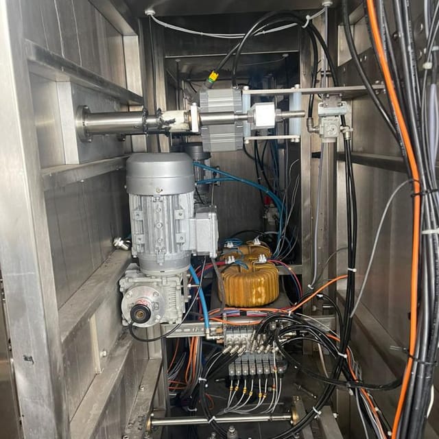 Фасовочный аппарат молока в мягкую плёнку АДНВ 39П инв.9579