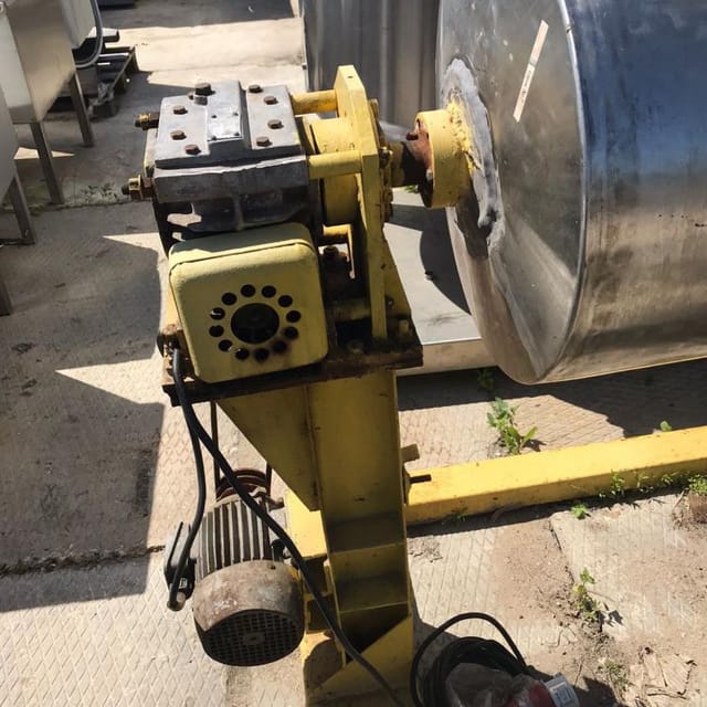 Маслобойка барабанного типа 200л инв.11020