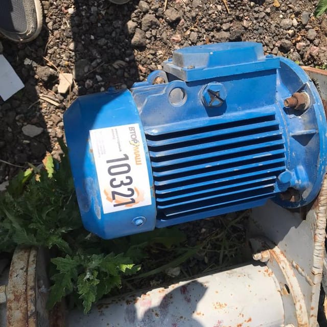 Реактор 630л. эмаль инв.10321