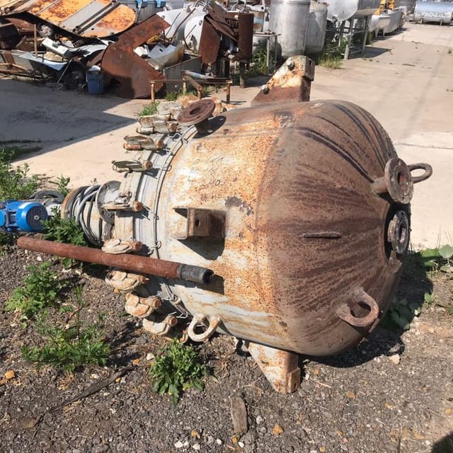 Реактор 630л. эмаль инв.10321